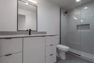 3515 Webberville Rd, Austin, TX 78702 - Photo 9