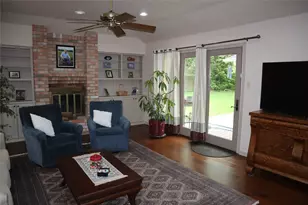 136 Dundee Grace, New Braunfels, TX 78130 - Photo 11