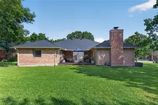 136 Dundee Grace, New Braunfels, TX 78130 - Photo 5