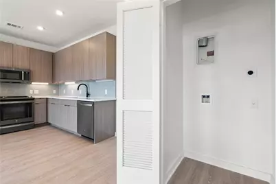 4802 S Congress Avenue #403, Austin, TX 78745 - Photo 9