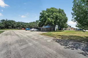 20600 Bonanza St, Lago Vista, TX 78645 - Photo 17