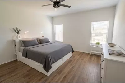 208 Wolf Springs Road, Georgetown, TX 78628 - Photo 11