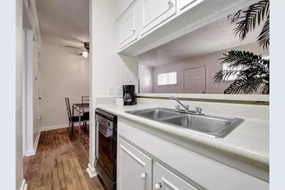 4539 Guadalupe Street #A104, Austin, TX 78751 - Photo 17