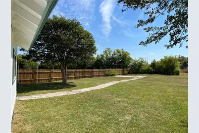515 Bonita Vista Drive, Buda, TX 78610 - Photo 17
