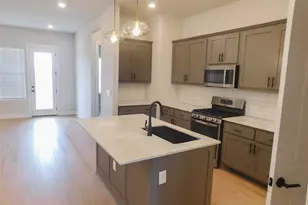11808 Dillon Fls Dr, Austin, TX 78747 - Photo 9