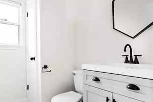 3817 Tailfeather Dr, Round Rock, TX 78681 - Photo 25