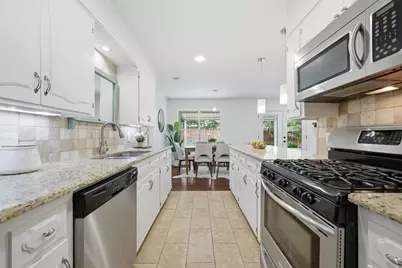 8503 Daleview Drive, Austin, TX 78757 - Photo 9