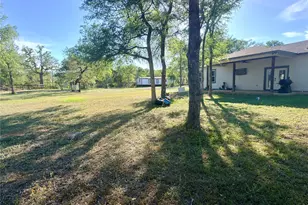 127 Comanche Trail, Elgin, TX 78621 - Photo 33