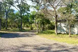 127 Comanche Trail, Elgin, TX 78621 - Photo 29