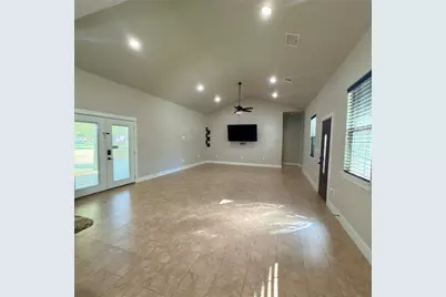 127 Comanche Trail #A, Elgin, TX 78621 - Photo 5