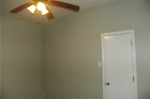 135 Marvin Cove, Hutto, TX 78634 - Photo 33