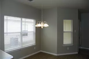 135 Marvin Cove, Hutto, TX 78634 - Photo 13