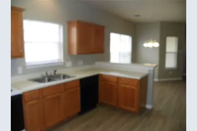 135 Marvin Cove, Hutto, TX 78634 - Photo 5