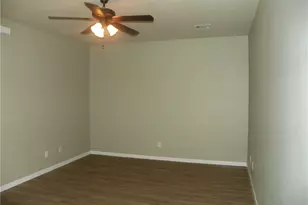 135 Marvin Cove, Hutto, TX 78634 - Photo 19