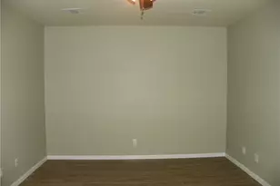 135 Marvin Cove, Hutto, TX 78634 - Photo 17