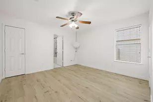218 Altamont St, Hutto, TX 78634 - Photo 11