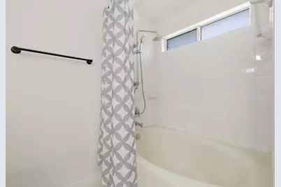 218 Altamont Street, Hutto, TX 78634 - Photo 15