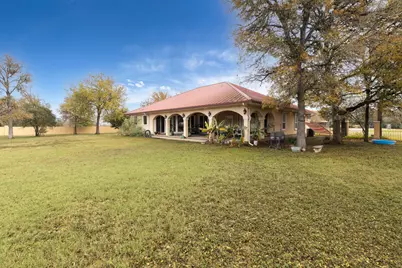 1202 Sierra Vista Cove, Lockhart, TX 78644 - Photo 29
