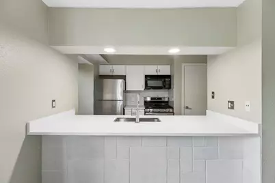 7801 Shoal Creek Boulevard #224, Austin, TX 78757 - Photo 5