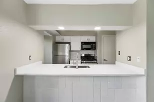 7801 Shoal Creek Blvd, Austin, TX 78757 - Photo 5