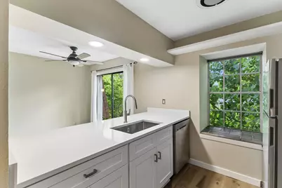 7801 Shoal Creek Boulevard #224, Austin, TX 78757 - Photo 3