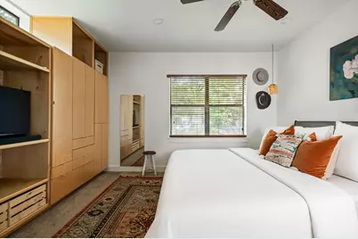 1708 Harvey #One, Austin, TX 78702 - Photo 9