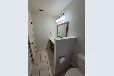 306 E Anderson Avenue, Round Rock, TX 78664 - Photo 9