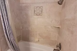 306 E Anderson Ave, Round Rock, TX 78664 - Photo 11