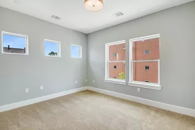 1023 Juniper Street, Austin, TX 78702 - Photo 25