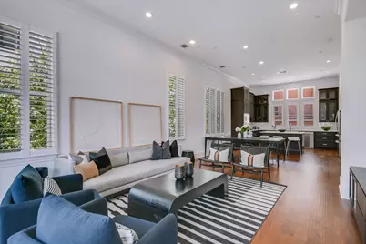 1023 Juniper Street, Austin, TX 78702 - Photo 9