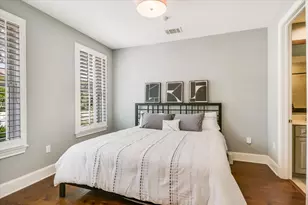 1023 Juniper St, Austin, TX 78702 - Photo 17