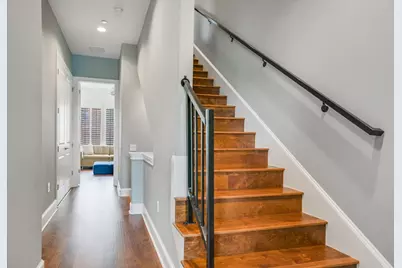 1023 Juniper Street, Austin, TX 78702 - Photo 19