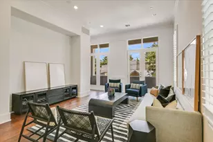 1023 Juniper St, Austin, TX 78702 - Photo 7