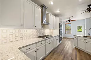 16019 Dark Ln, Austin, TX 78717 - Photo 5