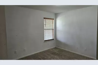 107 Helen Cove, Hutto, TX 78634 - Photo 23