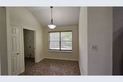 107 Helen Cove, Hutto, TX 78634 - Photo 5