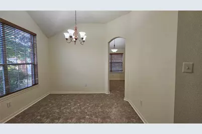 107 Helen Cove, Hutto, TX 78634 - Photo 7