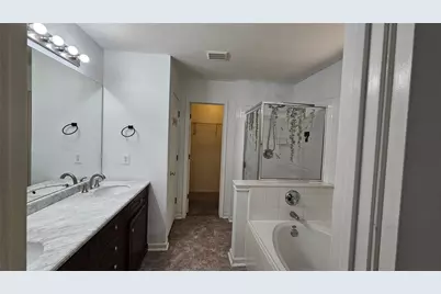 107 Helen Cove, Hutto, TX 78634 - Photo 19