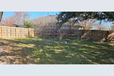 107 Helen Cove, Hutto, TX 78634 - Photo 33