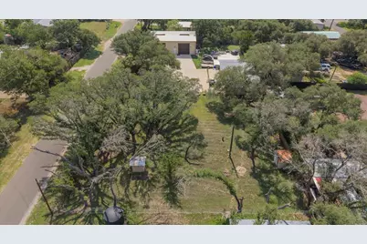24705 Whitney Drive, Spicewood, TX 78669 - Photo 27