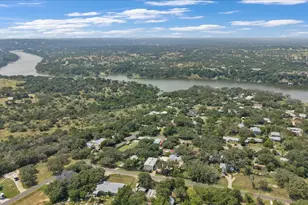 24705 Whitney Dr, Spicewood, TX 78669 - Photo 29