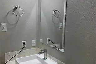 1910 Westridge Dr, Austin, TX 78704 - Photo 15