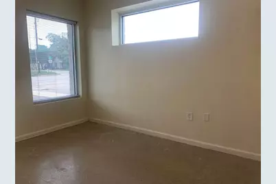 1333 W 2nd Street, Taylor, TX 76574 - Photo 13