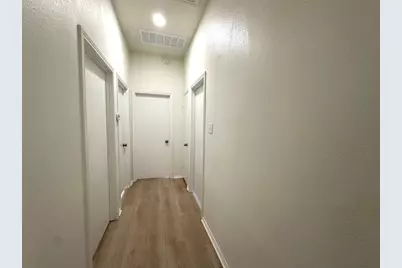 2105 Cervin Boulevard, Austin, TX 78728 - Photo 9