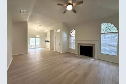 2105 Cervin Boulevard, Austin, TX 78728 - Photo 5
