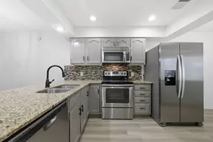 8110 Baywood Dr, Austin, TX 78759 - Photo 7