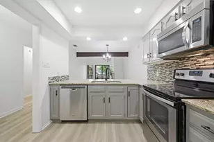 8110 Baywood Dr, Austin, TX 78759 - Photo 9