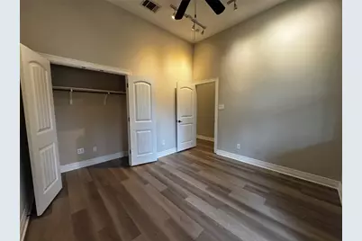 4526 Merle Drive, Austin, TX 78745 - Photo 15