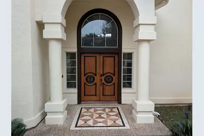 6205 Lost Horizon Drive, Austin, TX 78759 - Photo 3