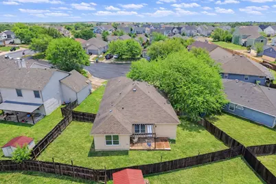 140 Dropper, Kyle, TX 78640 - Photo 5